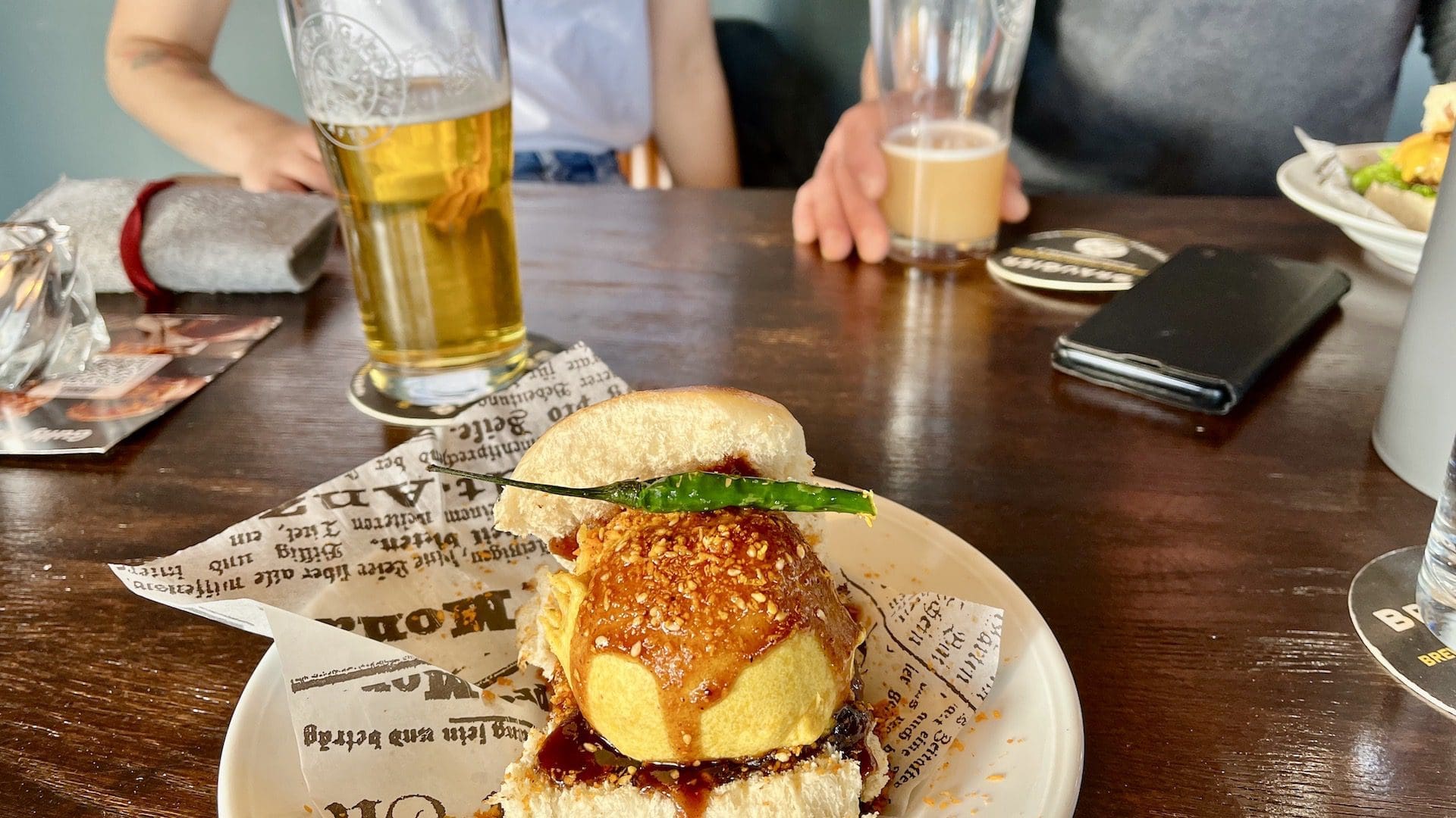 Mouthwatering burgers and handcrafted beers on the Berlin Craft Beer Tour with Food by Walk With Us Tours